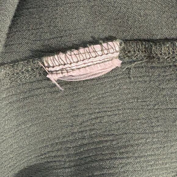 Orvis Short‎ Sleeveless Blouse Women's XL Rayon Crepe V-Neck Button Front Green - Picture 10 of 12